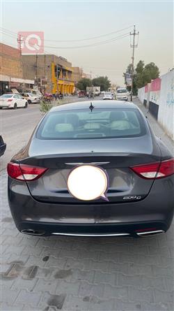 Chrysler 200